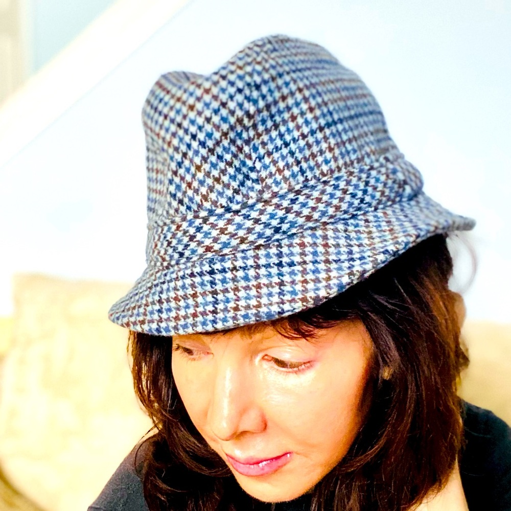 Early 2000’s Kokin Houndstooth Fedora.  Size 7 1/2”